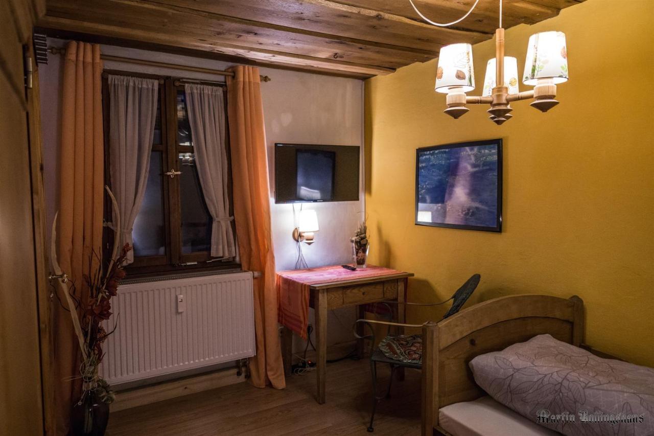 Hotel Alte Poststation Goldener Hirsch à Emskirchen Extérieur photo