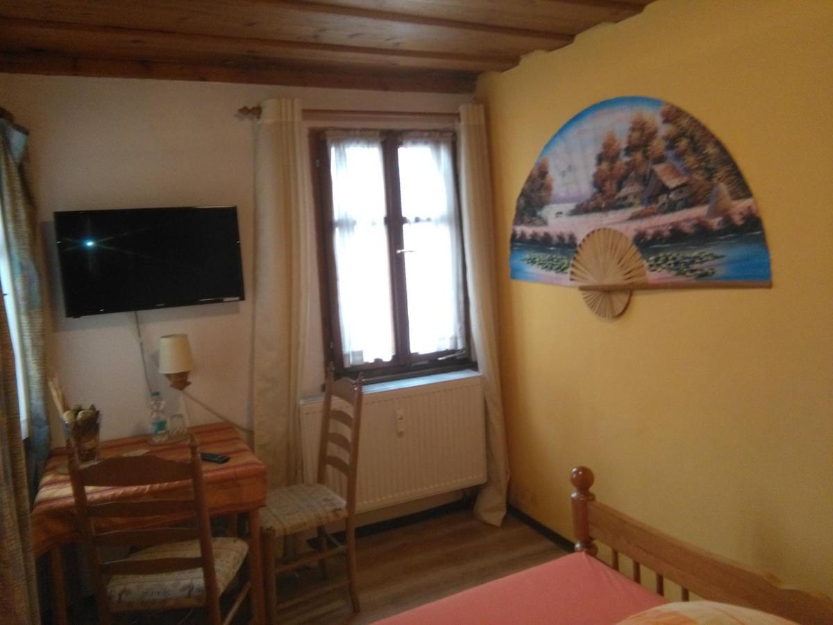 Hotel Alte Poststation Goldener Hirsch à Emskirchen Extérieur photo