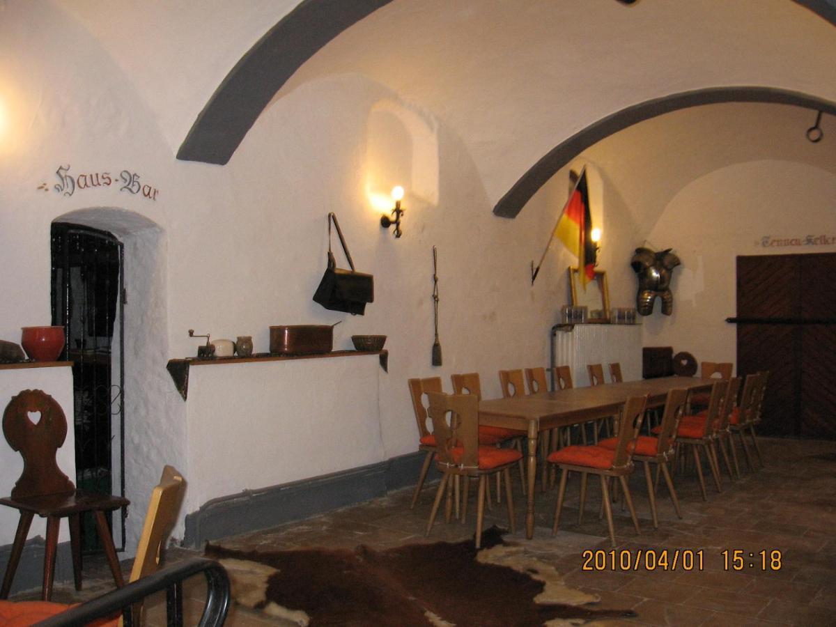 Hotel Alte Poststation Goldener Hirsch à Emskirchen Extérieur photo